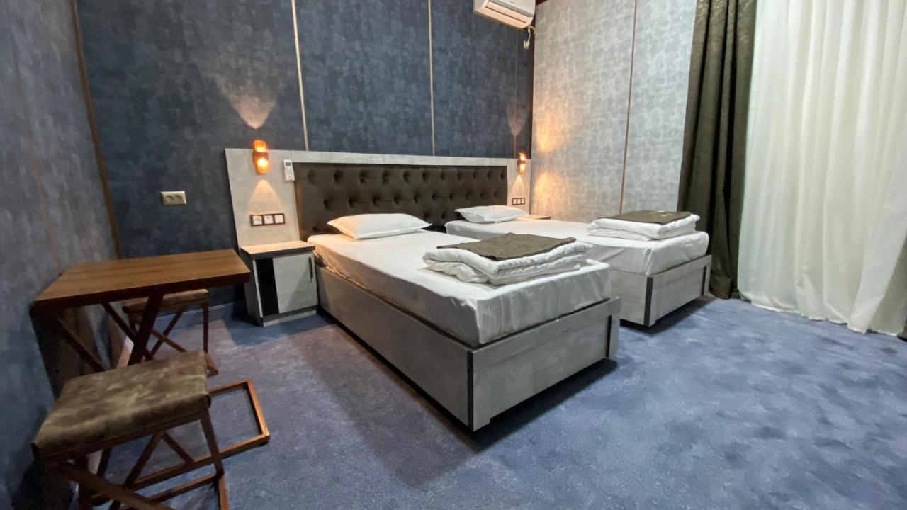 Jinju Hotel Tashkent Bagian luar foto