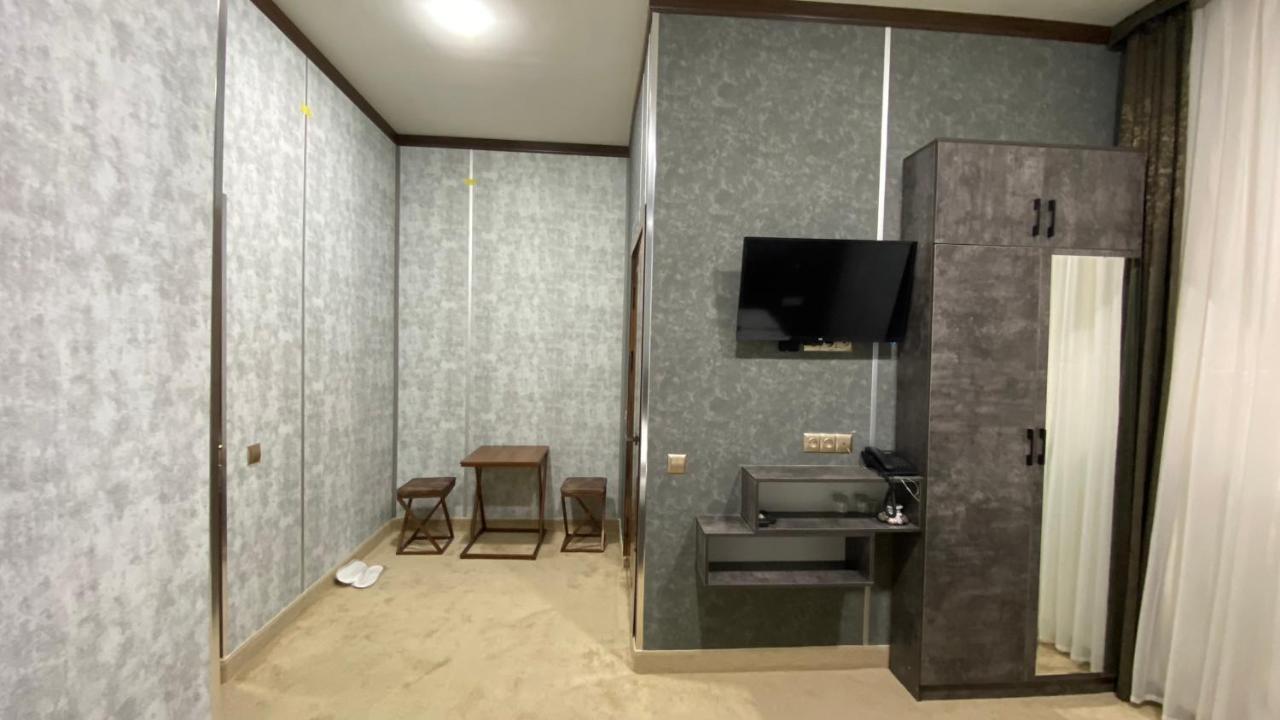 Jinju Hotel Tashkent Bagian luar foto